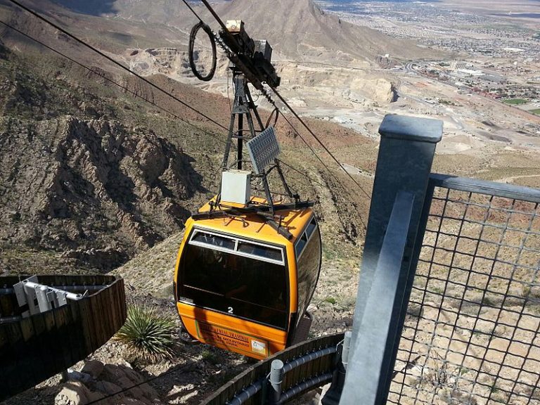 800px Wyler Aerial Tramway 768x576