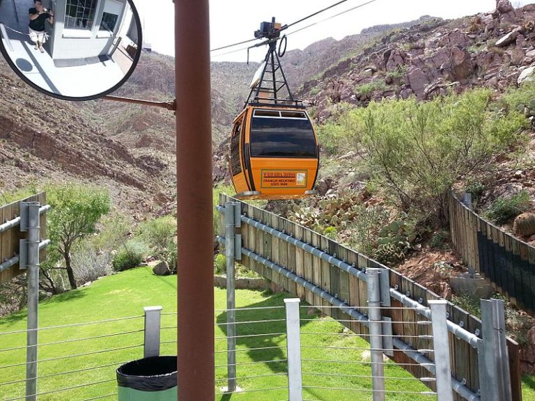 800px Wyler Aerial Tramway1 768x576