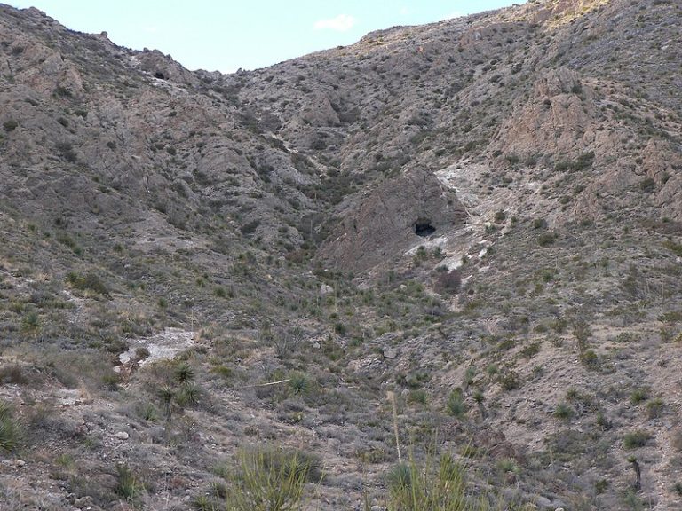 Franklin mts caves 768x576