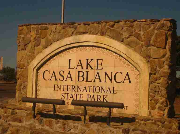 Lake Casa Blanca International State Park