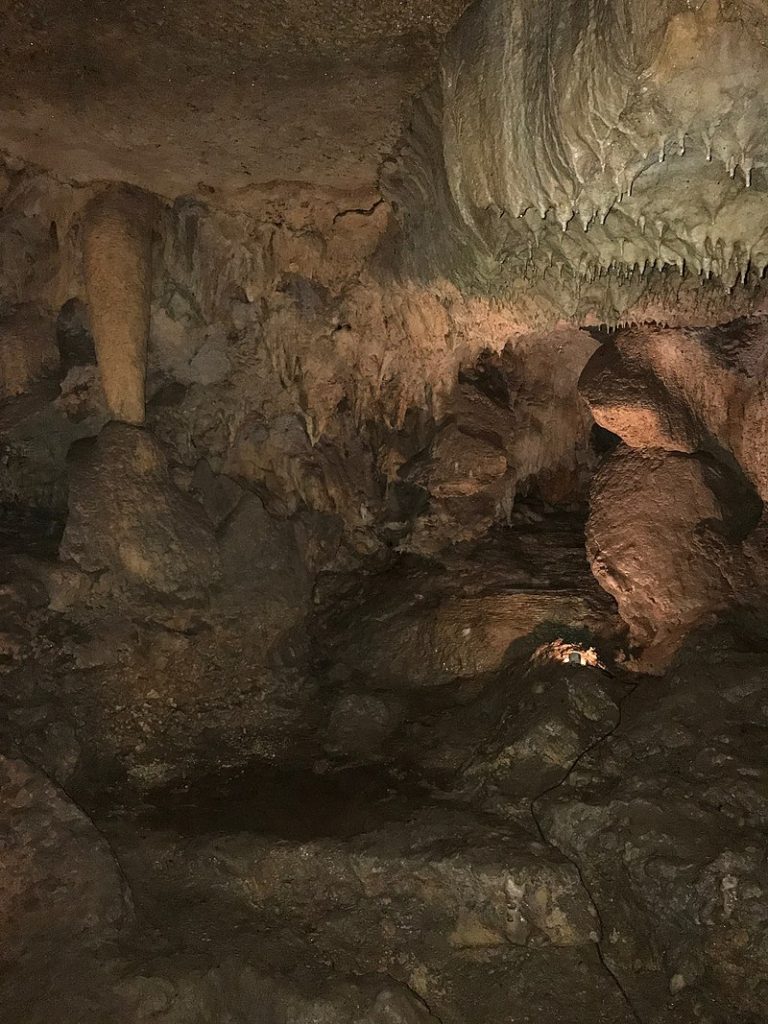 A small grotto between the Imagination Room and Storm Canyon 768x1024