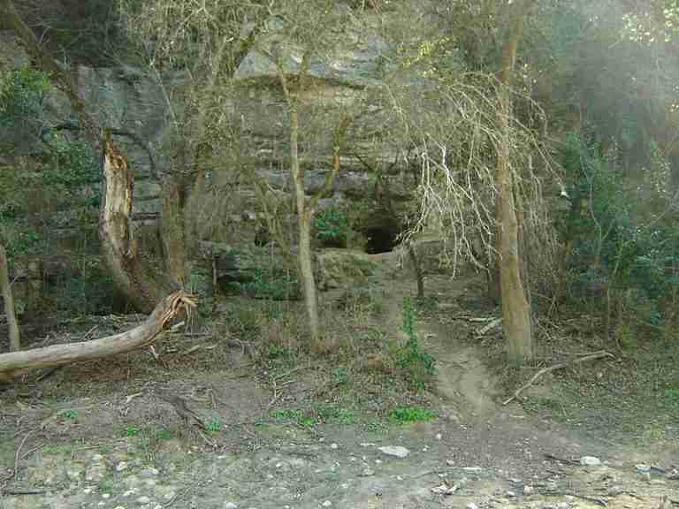 Airmans cave 768x576