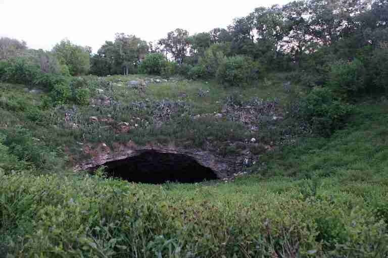 Bracken Cave 1 768x511