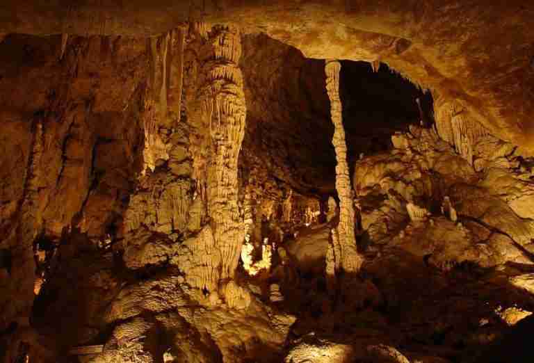 Natural Bridge Caverns