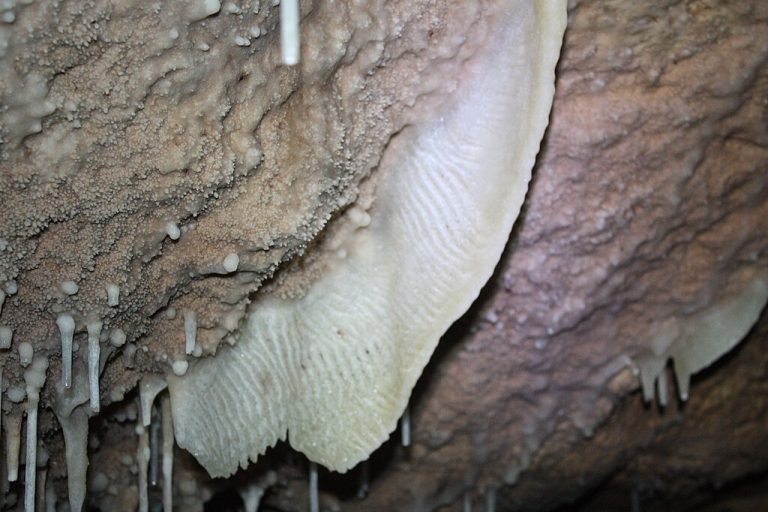 Rocks formation 768x512