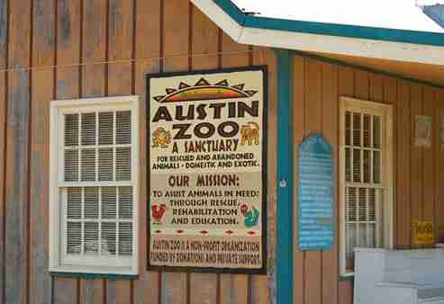 Austin Zoo & Animal Sanctuary