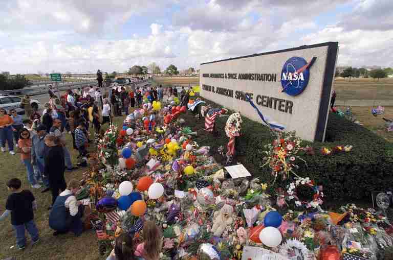 Lyndon B. Johnson Space Center 768x509
