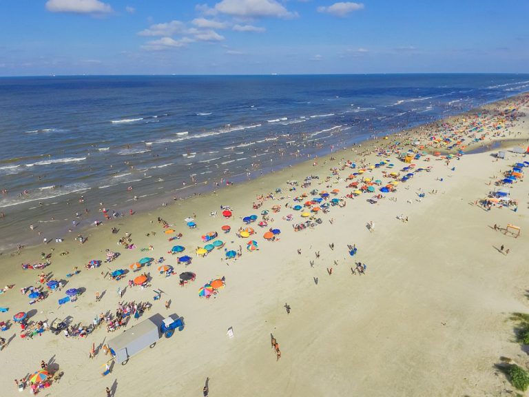 Sunny Beach Galveston TX 768x576