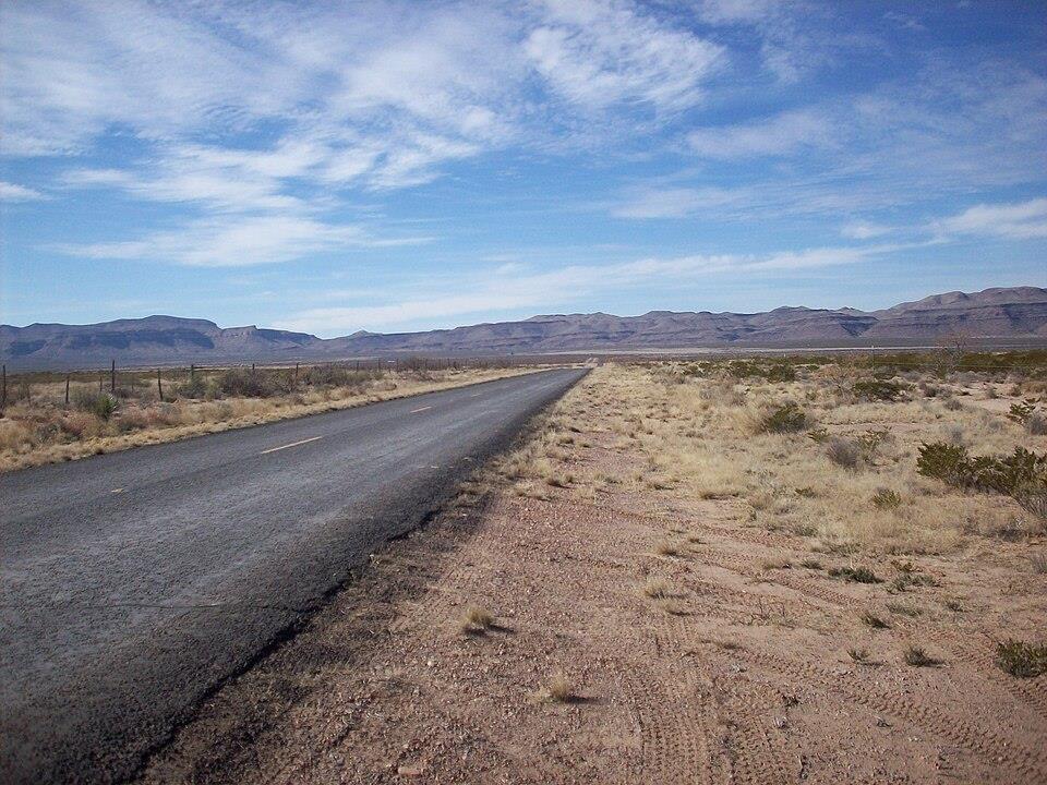 Westward view along Farm to Market Road 1523 toward Sierra Vieja near Lobo, Texas
