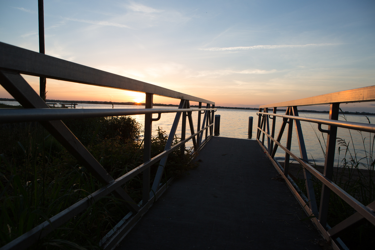 Sunset in lake at Martin Dies state park, Texas