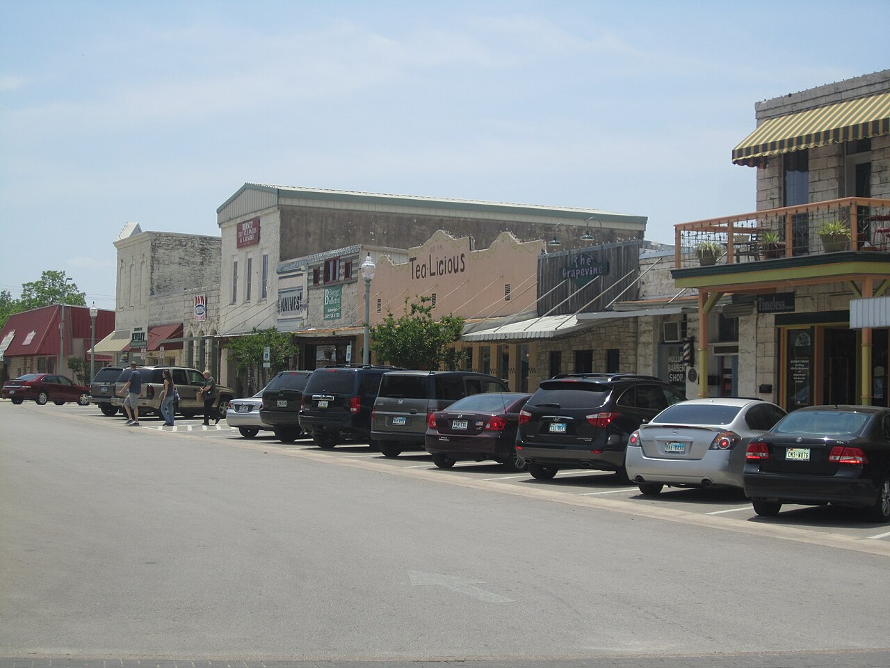 Businesses in downtown Burnet